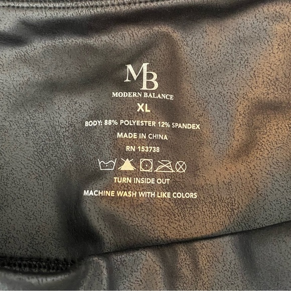 Modern Balance Black Faux Leather Crackle Leggings - Picture 6 of 6